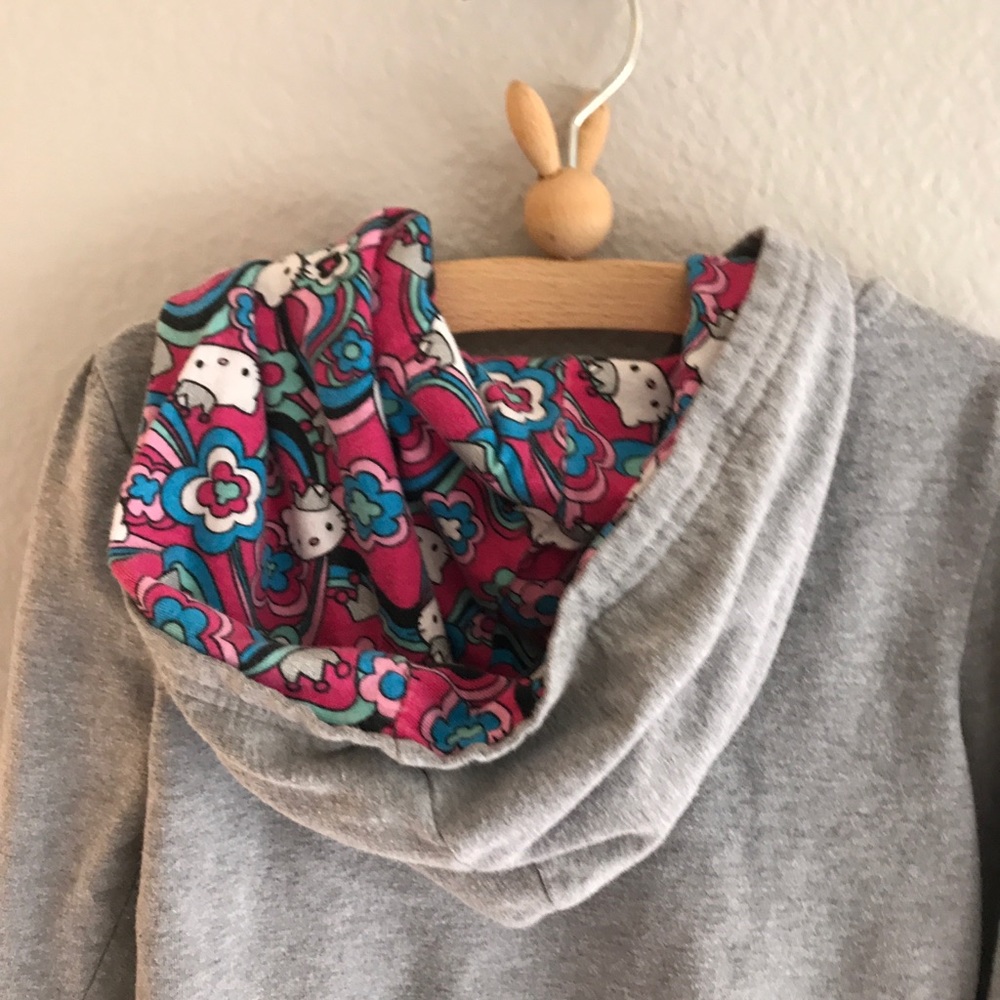 Hello kitty jacket - Picture 4 of 5